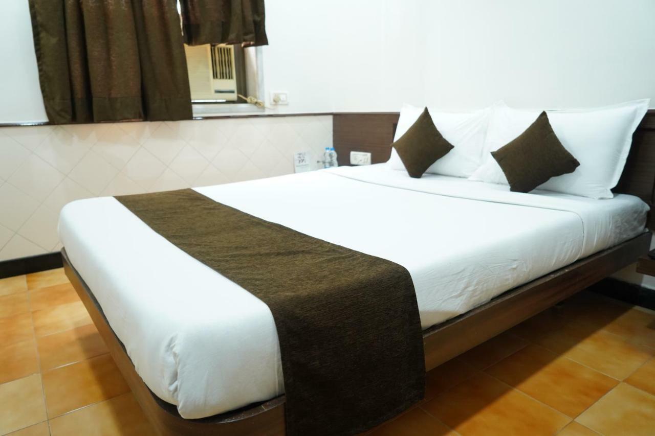 Hotel Sharda Residency à Bombay Extérieur photo