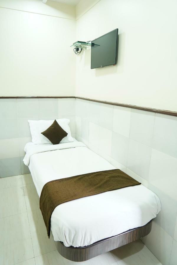 Hotel Sharda Residency à Bombay Extérieur photo